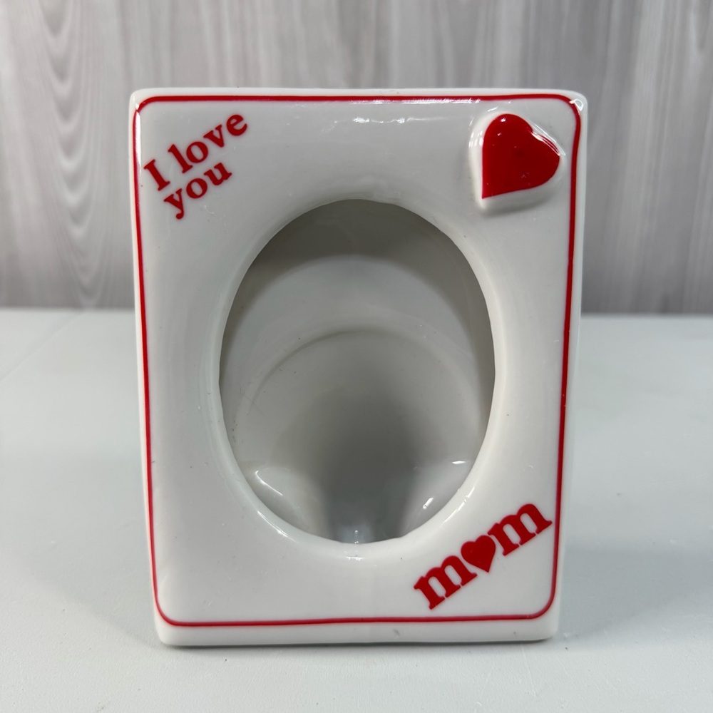 I Love You Mom”‎ Picture Frame Red Heart Oval Photo Holder Vintage Ceramic 5"